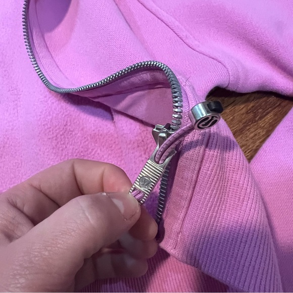 45. LULULEMON Scuba cropped sweater jacket full zip XS/S Cropped Pink hoodie - Picture 5 of 8
